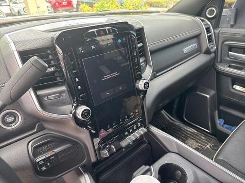 2023 RAM 3500 Laramie Crew Cab 4x4 6'4' Box