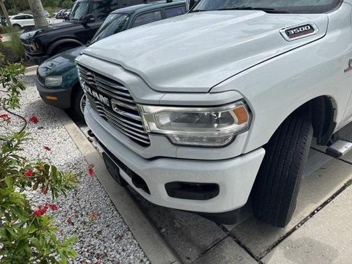 2023 RAM 3500 Laramie Crew Cab 4x4 6'4' Box