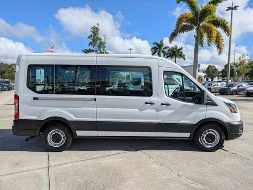2022 Ford Transit-350 XL