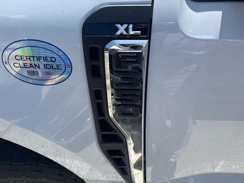 OXFORD WHITE 2024 Ford F-350 XL