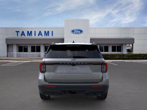 CARBONIZED GRAY METALLIC 2026 Ford Explorer Active