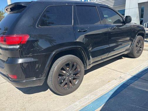 2020 Jeep Grand Cherokee Altitude