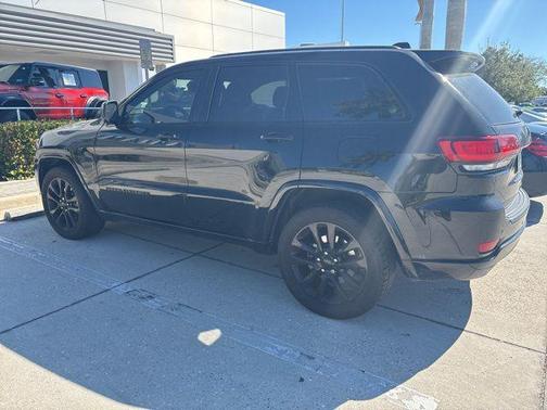 2020 Jeep Grand Cherokee Altitude
