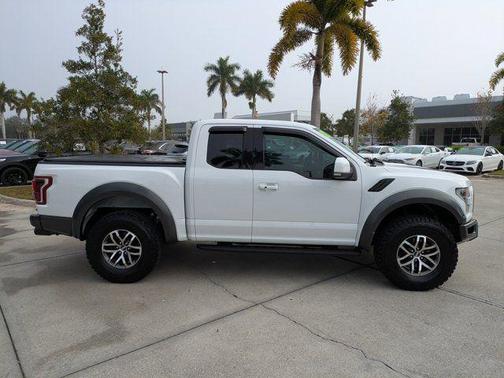 2017 Ford F-150 Raptor