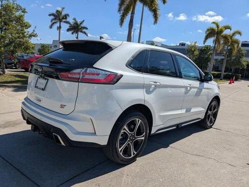 2024 Ford Edge ST