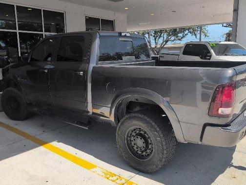 2018 RAM 3500 Laramie Crew Cab 4x4 6'4' Box