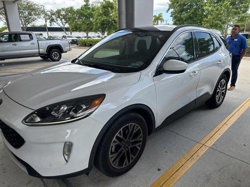 2020 Ford Escape SEL
