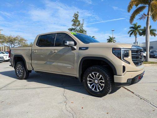 2022 GMC Sierra 1500 AT4