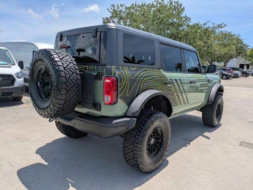 SHADOW BLACK 2025 Ford Bronco Big Bend