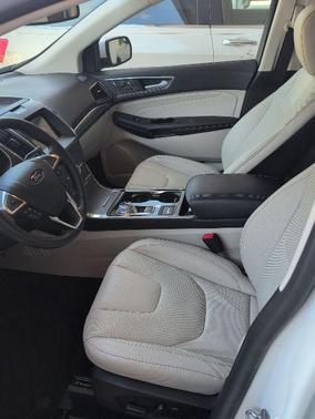 STAR WHITE 2020 Ford Edge Titanium