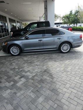 2017 Volkswagen Passat 1.8T SE