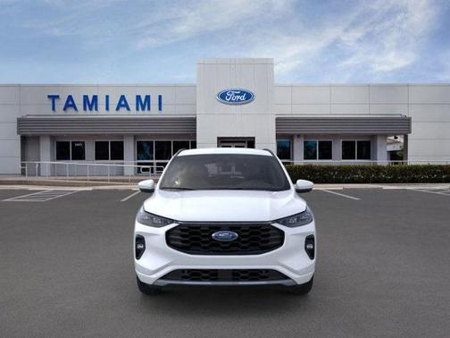 2025 Ford Escape ST-Line Elite