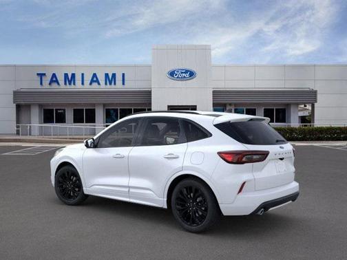 2025 Ford Escape ST-Line Elite