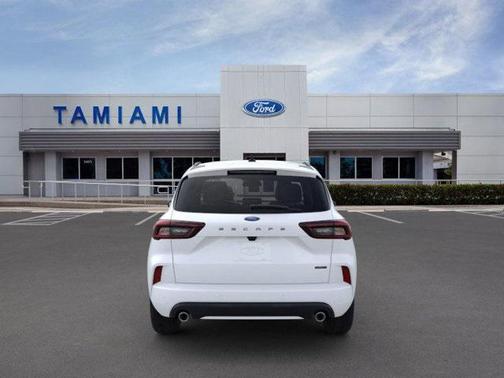 2025 Ford Escape ST-Line Elite