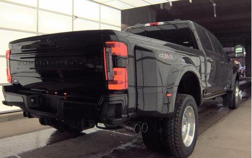 AGATE BLACK 2025 Ford F-450 Platinum