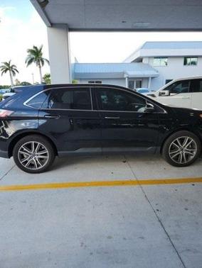 2021 Ford Edge Titanium