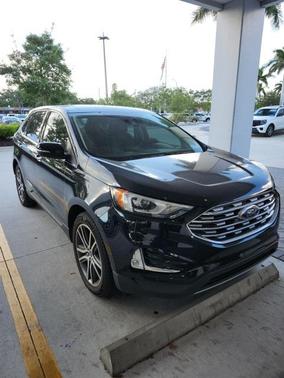 2021 Ford Edge Titanium