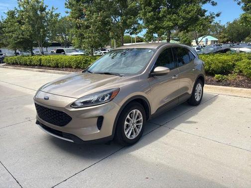 DESERT GOLD METALLIC 2021 Ford Escape SE