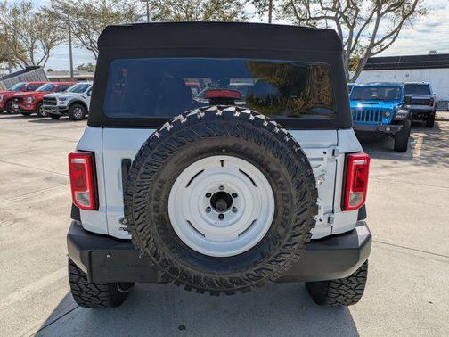 2022 Ford Bronco Base