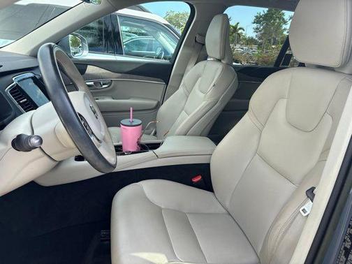 Thunder Grey Metallic 2023 Volvo XC90 B6 Plus 6-Seater