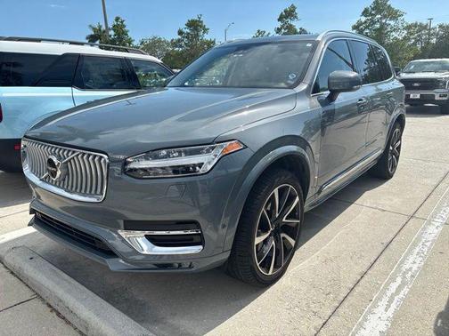 Thunder Grey Metallic 2023 Volvo XC90 B6 Plus 6-Seater