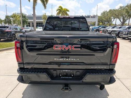 2024 GMC Sierra 2500 Denali Ultimate