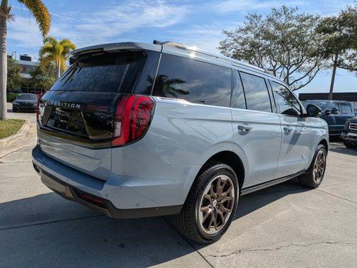 2025 Ford Expedition King Ranch