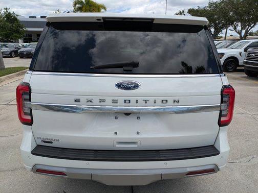 STAR WHITE MET TRI-COAT 2023 Ford Expedition Platinum