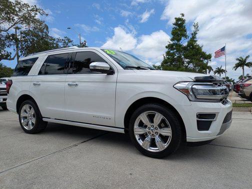 STAR WHITE MET TRI-COAT 2023 Ford Expedition Platinum