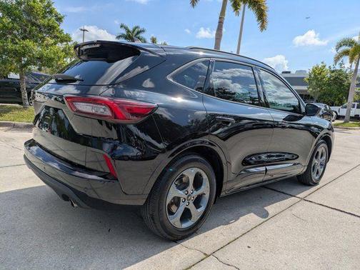 AGATE BLACK METALLIC 2023 Ford Escape ST-Line