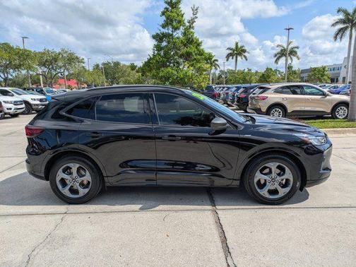 AGATE BLACK METALLIC 2023 Ford Escape ST-Line