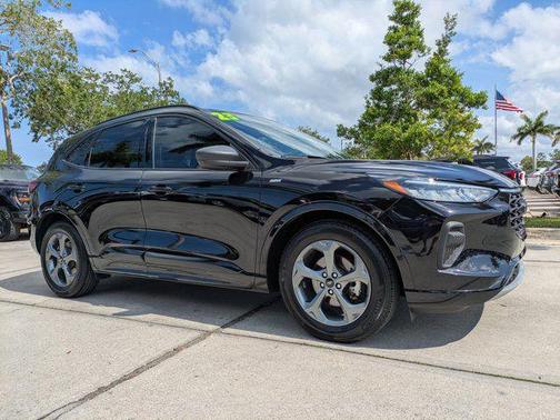 AGATE BLACK METALLIC 2023 Ford Escape ST-Line