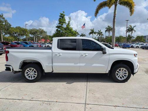 Summit White 2019 Chevrolet Silverado 1500 RST