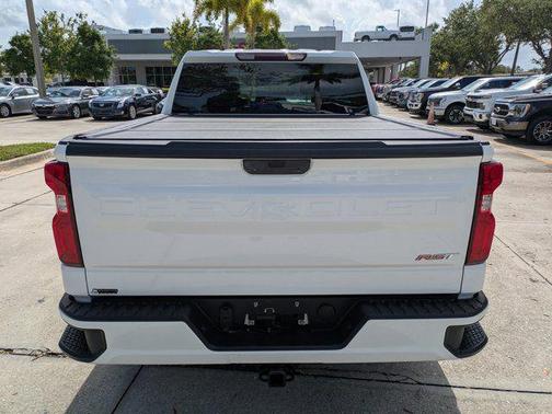 Summit White 2019 Chevrolet Silverado 1500 RST