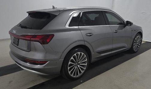 2019 Audi e-tron Premium Plus