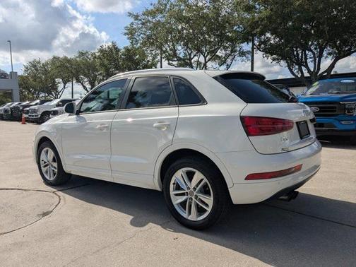 2017 Audi Q3 2.0T Premium