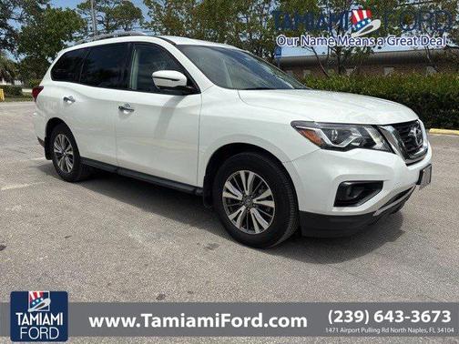 2019 Nissan Pathfinder SL