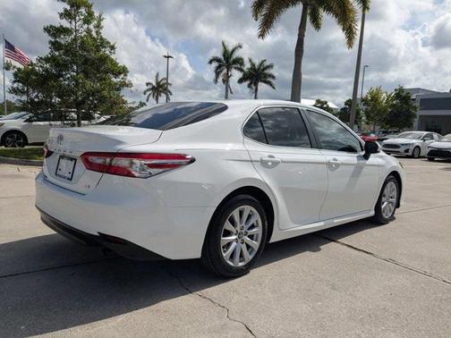 2018 Toyota Camry LE
