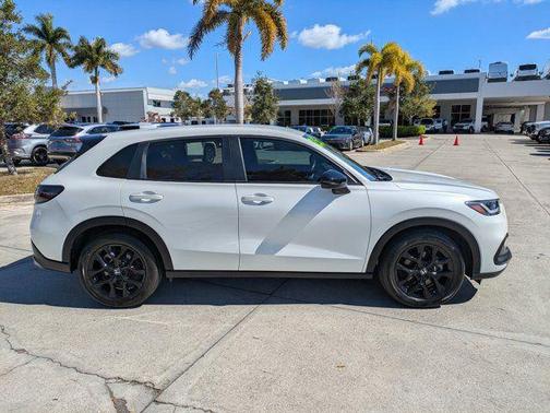 2025 Honda HR-V 2WD Sport