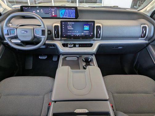 GLACIER GRAY METALLIC TC 2025 Ford Expedition Active