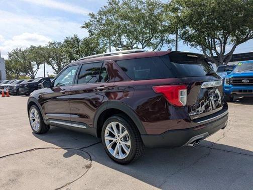 2022 Ford Explorer Platinum