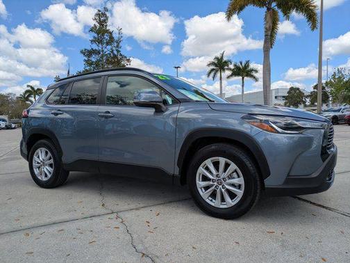 2023 Toyota Corolla Cross LE