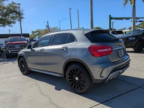 2015 Mercedes-Benz GLA-Class 4MATIC