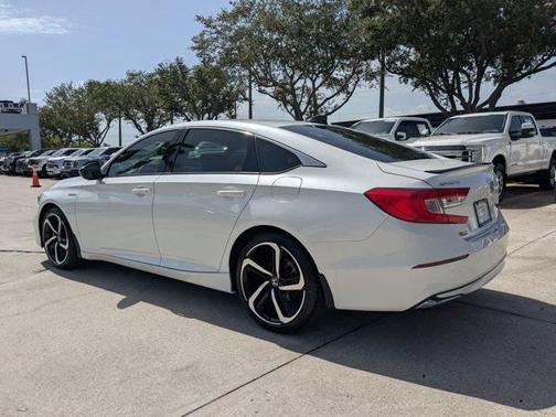 2022 Honda Accord Hybrid Base