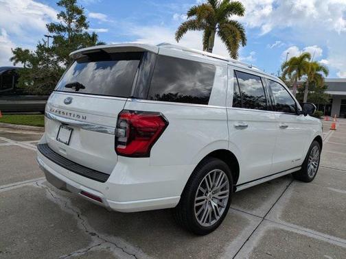 2022 Ford Expedition Platinum