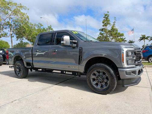 CARBONIZED GRAY 2023 Ford F-250 Lariat
