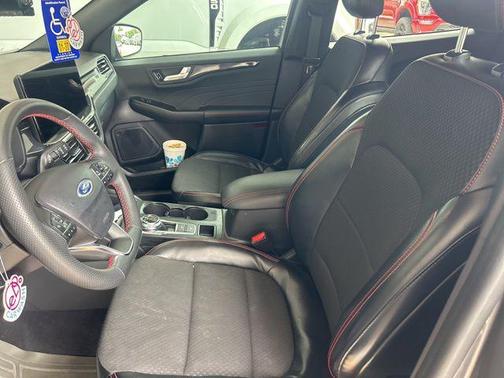 CARBONIZED GRAY METALLIC 2023 Ford Escape ST-Line