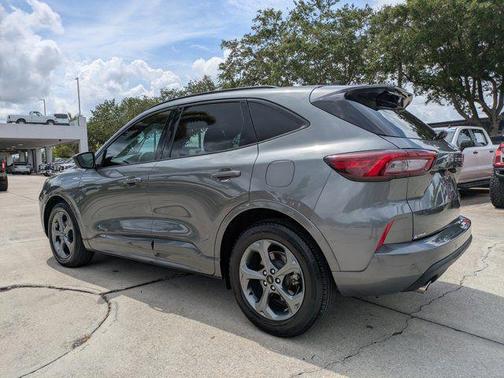 CARBONIZED GRAY METALLIC 2023 Ford Escape ST-Line