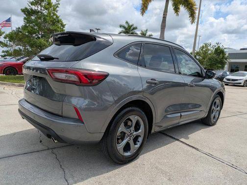 CARBONIZED GRAY METALLIC 2023 Ford Escape ST-Line