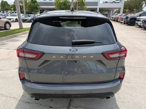CARBONIZED GRAY METALLIC 2023 Ford Escape ST-Line